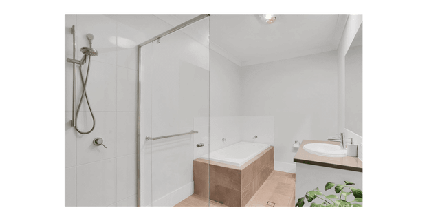 Perfect Family Living – 4-Bedroom Lowset Home in Capalaba - Photo 1