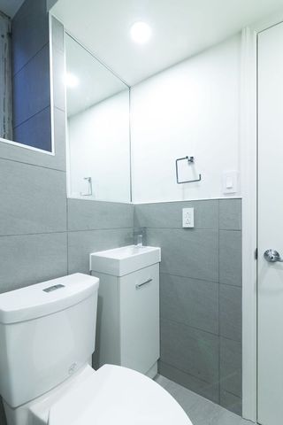 25 Avenue des Pins O, Montréal, QC - Photo 4