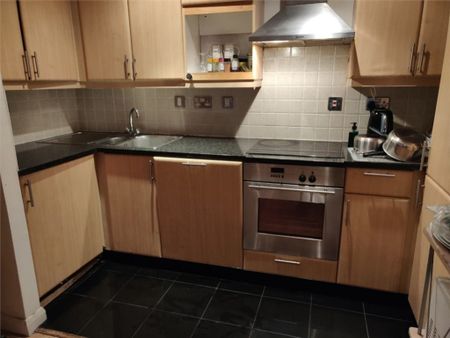 Northampton House, Wellington Street, Northampton, Northamptonshire, NN1 - Photo 3