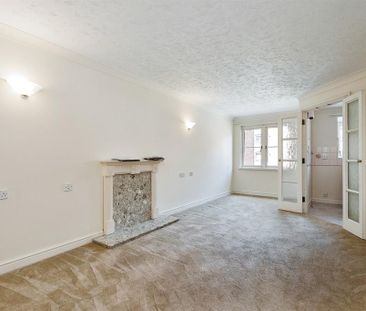 1 bedroom retirement property to rent - Photo 2