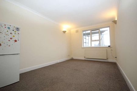 Harrow Road, Wembley, Middlesex, HA0 - Photo 3