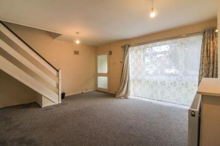 2 bedroom semi-detached house to rent - Photo 2