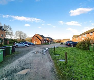 1 Bedroom Flat to Rent in Guillemot Lane, Wellingborough, Northants... - Photo 5