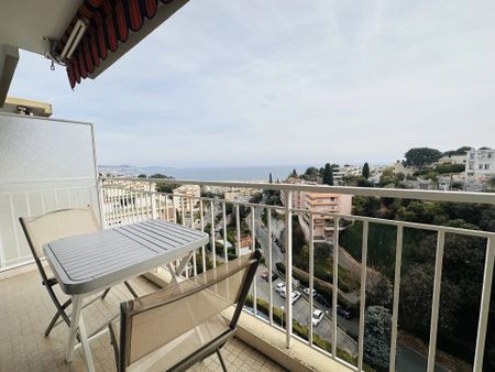 Location Appartement 2 pièces 47 m2 à Nice - Photo 2