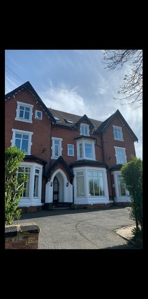 1 Bed Flat, Lincoln Grove, M13 - Photo 1