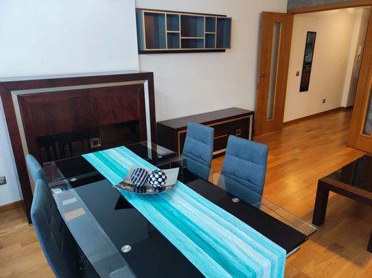 Piso de alquiler en Calle Ana Maria Rengel, El Cónsul - Ciudad Universitaria - El Romeral - Photo 1