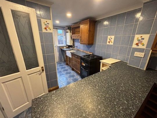 3 bedroom terraced house to rent - Photo 1