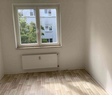 Günstige 2-Zimmer-Wohnung für Mieter ab 60 Jahren mit WBS - Photo 2