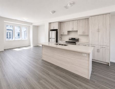 22 Kingbird Common town house — Cambridge, ON (4-Bedroom) - 4 Bedroom - Photo 4