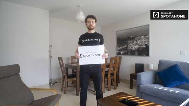 Apartment for rent in Docklands South, Dublin - Photo 1