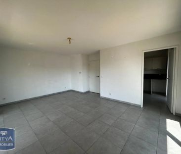 Appartement à louer 4 pièces 74.8m² - Photo 3