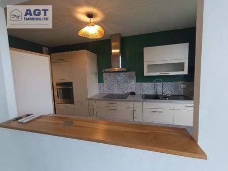 Location Appartement 4 pièces 79m² BEAUVAIS 60000 - Photo 4