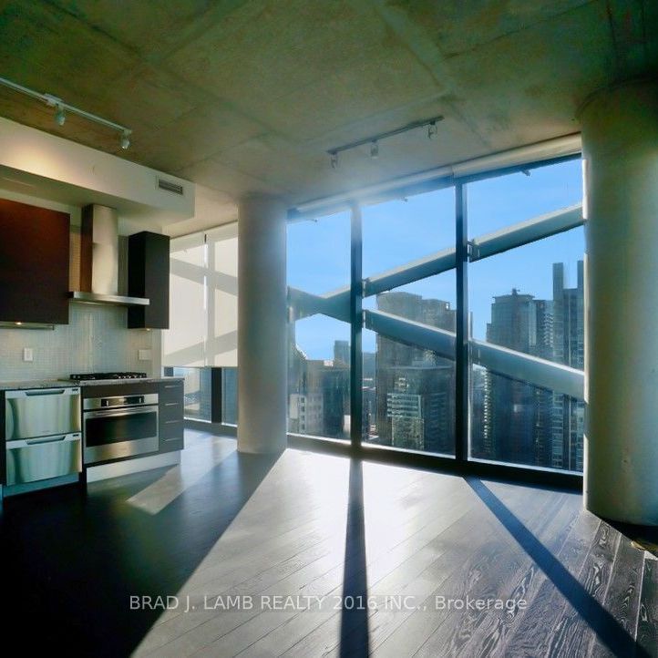 Theatre Park Lofts - Photo 1