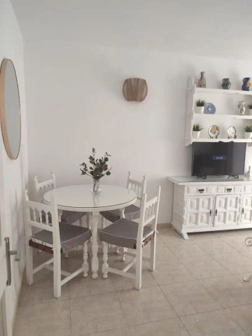 Apartamento de alquiler en Paseo Marítimo Rey de España, 33, Puerto Deportivo - Photo 5