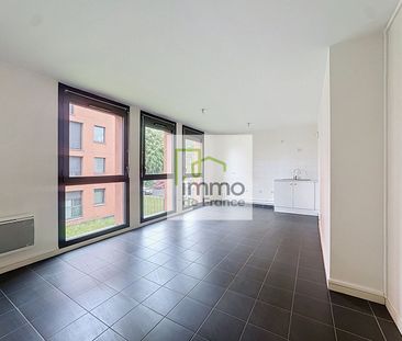 Location Appartement 1 pièce 32m² - Photo 3