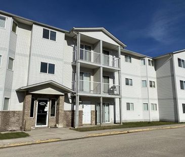 Northgate Apartments | 11074 106th Avenue, Grande Prairie - Photo 1