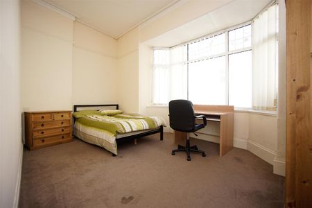 Addison Road - Flat 1, Plymouth - Photo 5