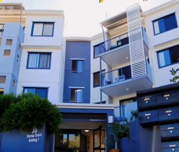 5 Bedroom 2 Bathroom(Rent a Room) - Photo 2