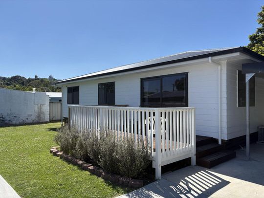 Modern Living - Photo 1