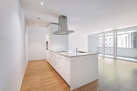 Living in the urban center - Photo 3