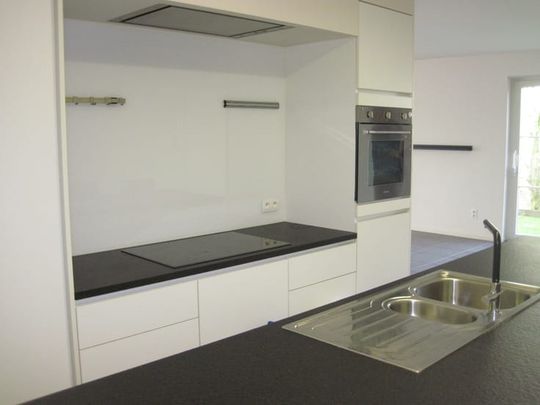 Appartement te huur - Photo 1