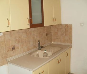 Studio/Γκαρσονιέρα για ενοικίαση Κέντρο (Χαριλάου) - Photo 3