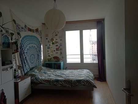 CHARMING 4.5-ROOM APARTMENT IN THE HEART OF THE CITY! - Photo 5