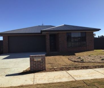 15 Matchless Avenue, Goulburn, NSW 2580 - Photo 4