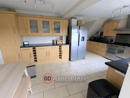 Nevell Road, Chadwell St.Mary - - Photo 3