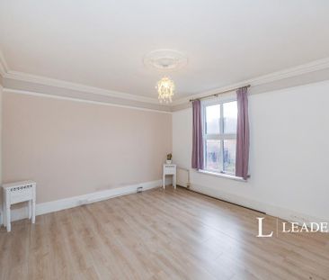 4 bedroom terraced house to rent - Photo 1