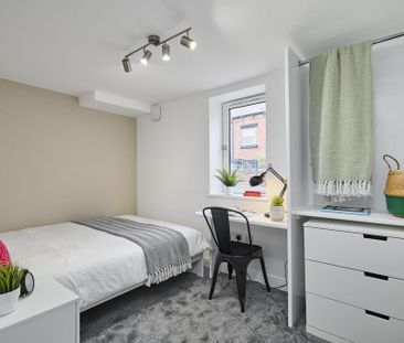 5 bedroom house to rent - Photo 2