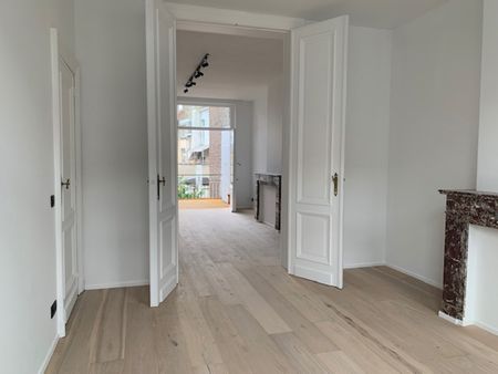 Flat - for rent - Photo 2
