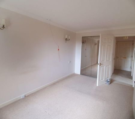 1 bedroom retirement property to rent - Photo 3