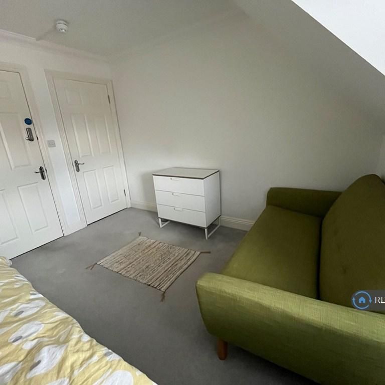 5 bedroom terraced house to rent - Photo 1