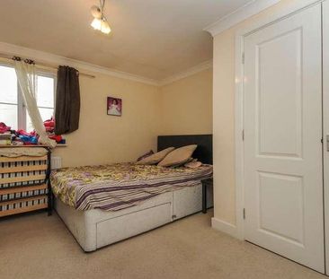 Newbury, Berkshire, RG14 - Photo 4