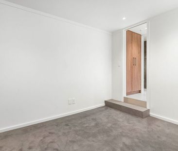 Newly Built One-Bedroom Unit - Photo 2