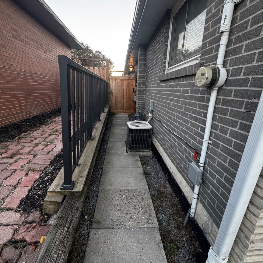 For Lease - 794 West Shore Boulevard, Pickering, Ontario - Photo 1