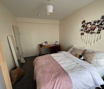 Price £3,300 pcm - Available 01/07/2026 - Furnished - Photo 5