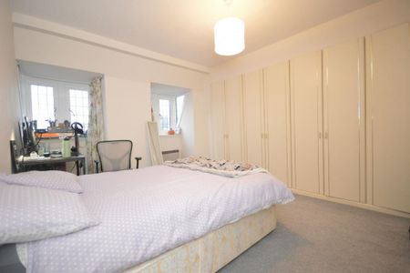 3 bedroom apartment to rent - Photo 3