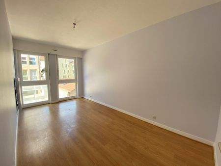 : Appartement 63.77 m² à MONTBRISON - Photo 2