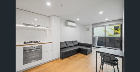 Elegant and Contemporary Apt@Whitehorse Rd - Photo 2
