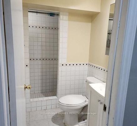 For Lease - 18 Valley Stream Drive, Toronto, Ontario - Photo 1