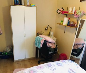 4 bedroom house to rent - Photo 2