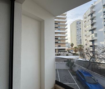 Apartamento T2 a Estrear para Arrendamento na Praia da Rocha, em Po... - Photo 1