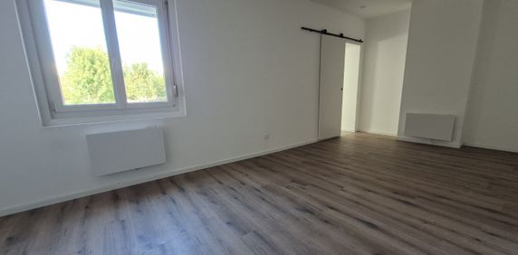 Location Appartement 3 pièces 44m² AUCHEL 62260 - Photo 2