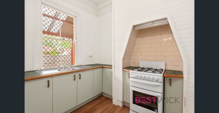 3-Bedroom home - Walking distance from CBD - Photo 5