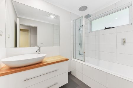 6 Carter Court, Frankston VIC 3199 - House For Rent | Domain - Photo 5