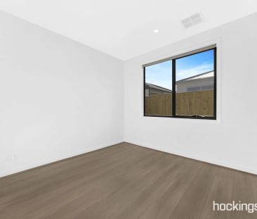 Beautiful Brand New Family Home in Pepper Corn Estate - Photo 6