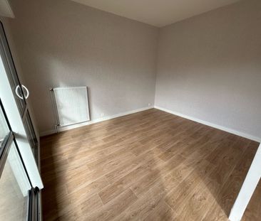 Location Appartement 5 pièces 104 m² La Châtre - Photo 5