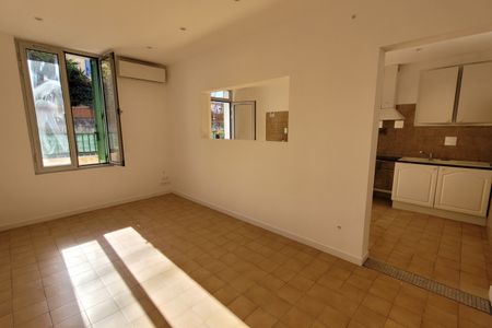 LES AMENIERS - T2 avec terrasse et garage - Photo 5